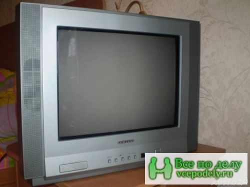 Телевизор за 2 000 руб